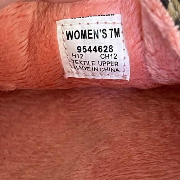 Sperry Topsider Tiger Print Mocassins with tie and sequin detail size 7 w/6.5fit - Picture 11 of 11